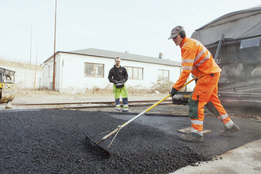 Travaux de voirie devant chez moi : nuisances et recours